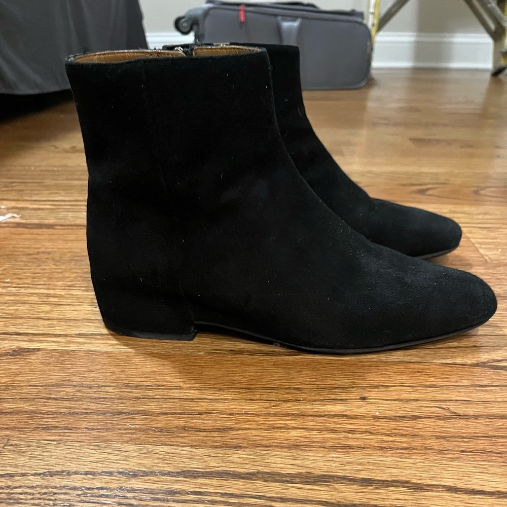Lightly Worn Waterproof Aquatalia Booties